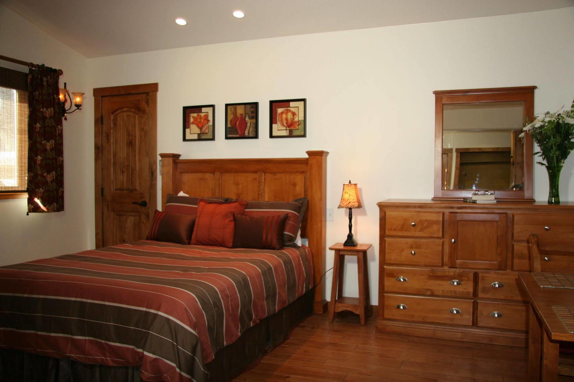 Ojai Retreat & Inn Exterior foto